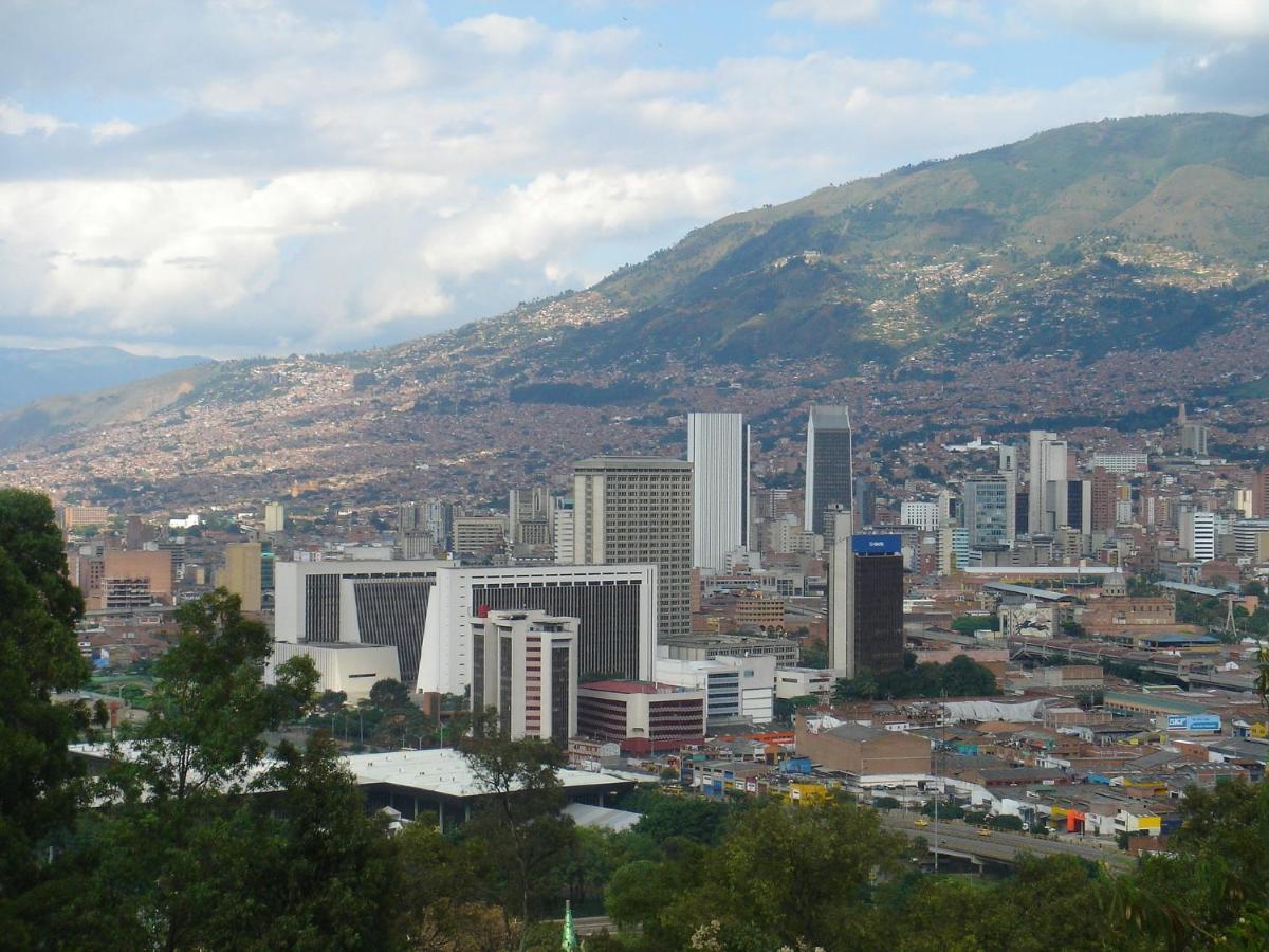 Jep Hostel Medellin Ngoại thất bức ảnh